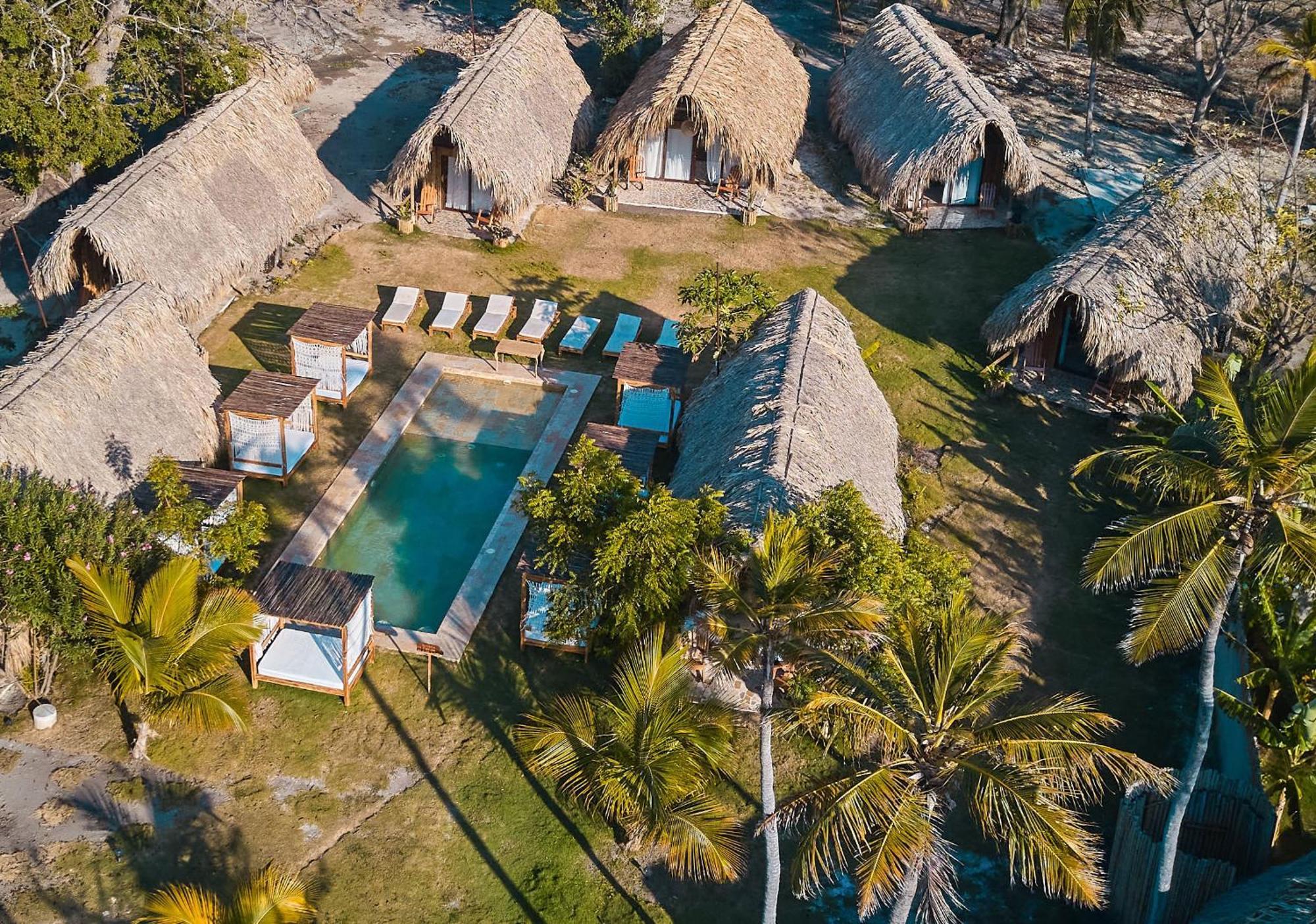 Hotel Остров Мукура Екстериор снимка